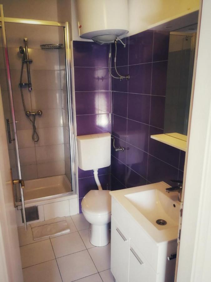 Apartmani Leon Biograd Na Moru Ngoại thất bức ảnh