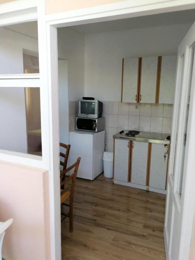 Apartmani Leon Biograd Na Moru Ngoại thất bức ảnh