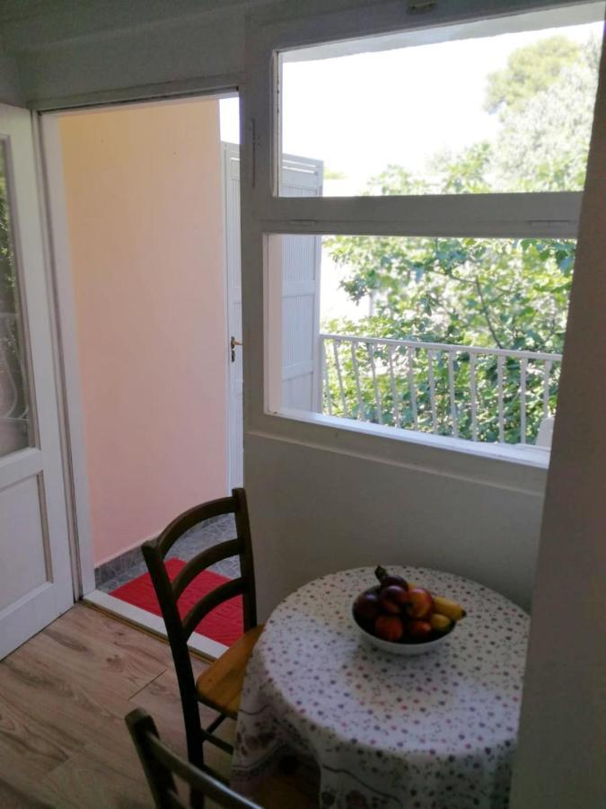 Apartmani Leon Biograd Na Moru Ngoại thất bức ảnh
