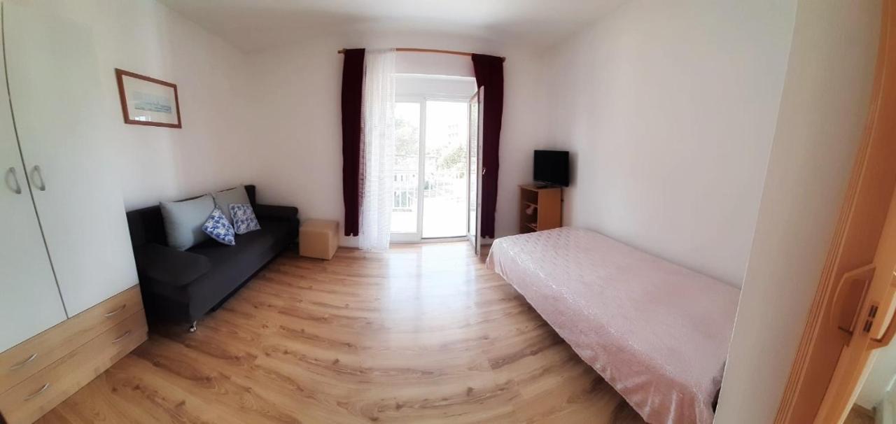 Apartmani Leon Biograd Na Moru Ngoại thất bức ảnh