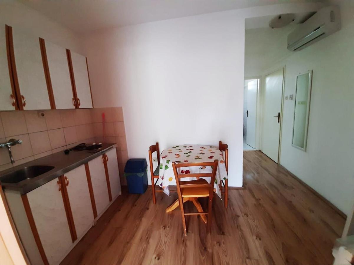 Apartmani Leon Biograd Na Moru Ngoại thất bức ảnh