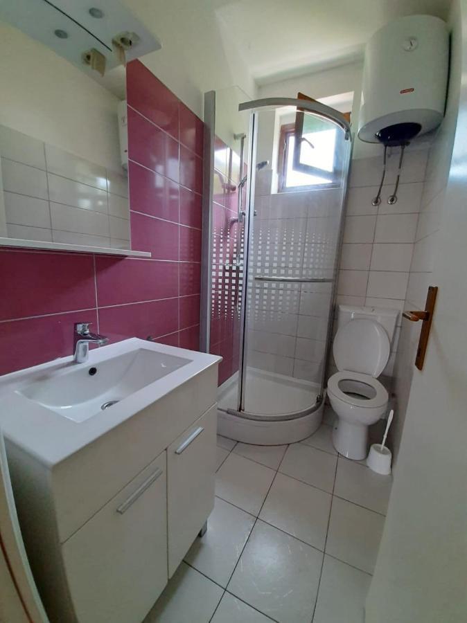 Apartmani Leon Biograd Na Moru Ngoại thất bức ảnh