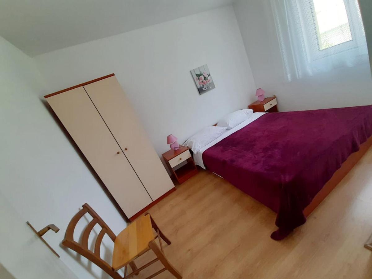 Apartmani Leon Biograd Na Moru Ngoại thất bức ảnh