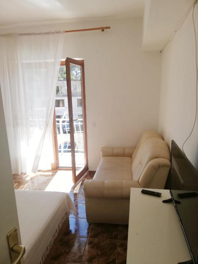 Apartmani Leon Biograd Na Moru Ngoại thất bức ảnh